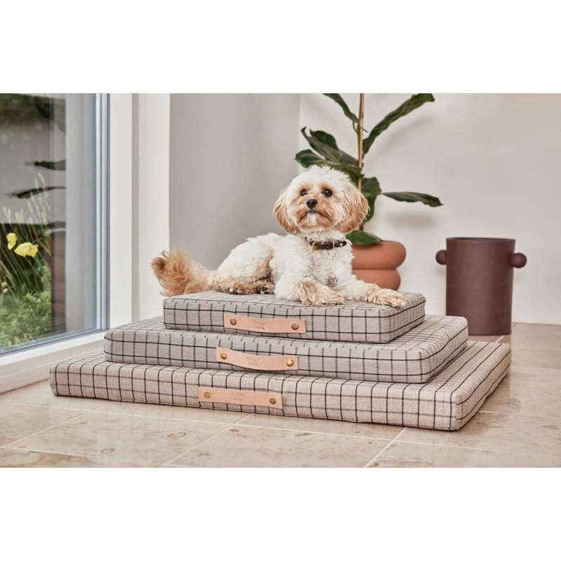 Milo Grid Dog Cushion, 2.56" H x 19.69" W x 14.57" D