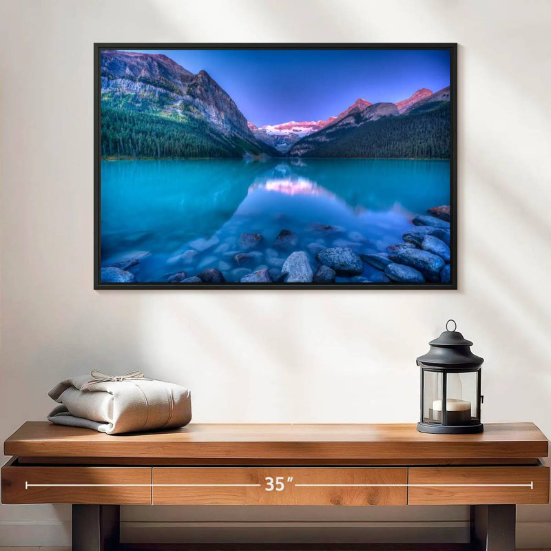 Lever de soleil magique de Lake Louise, 25 po x 17 po, Cadre flottant noir