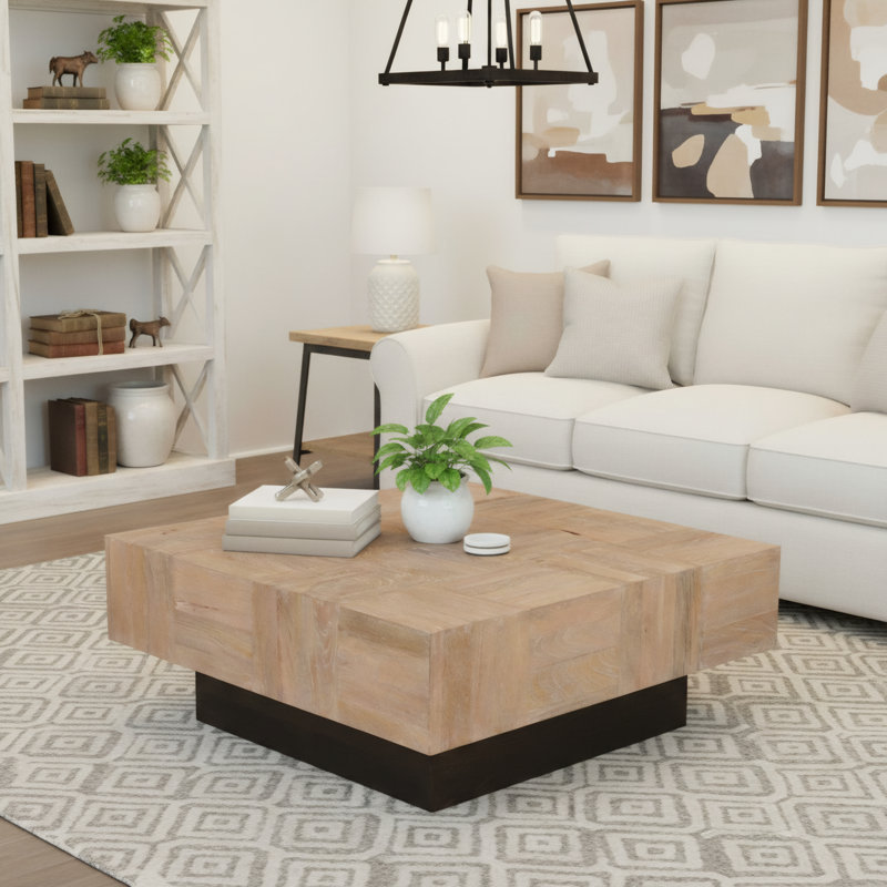 Table basse à piédestal en bois massif Camari, Naturel