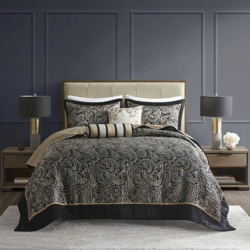 Couvre-lit 5 pièces en noir profond pour très grand lit avec tissage et bourre en coton, Noir