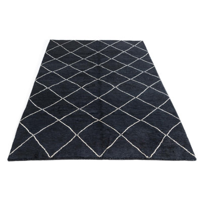 Tapis noir Odea