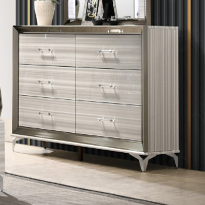 DRESSER