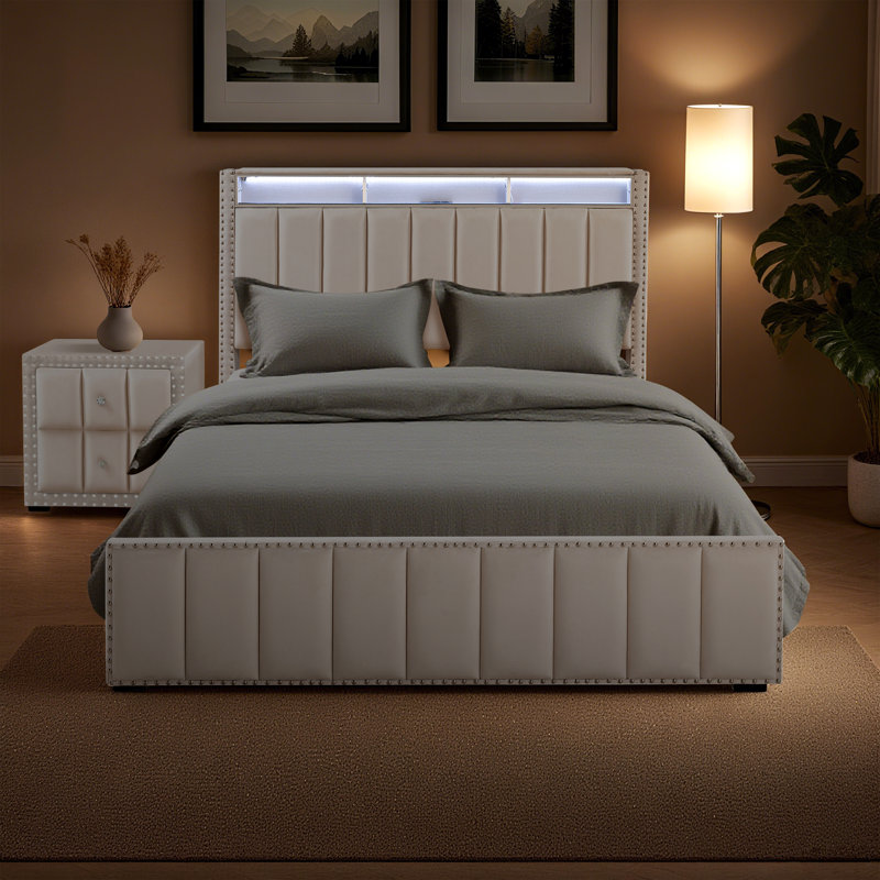 Ensemble de chambre à coucher 2 pièces, cadre de lit rembourré avec station de charge, lumière DEL et table de chevet, Beige