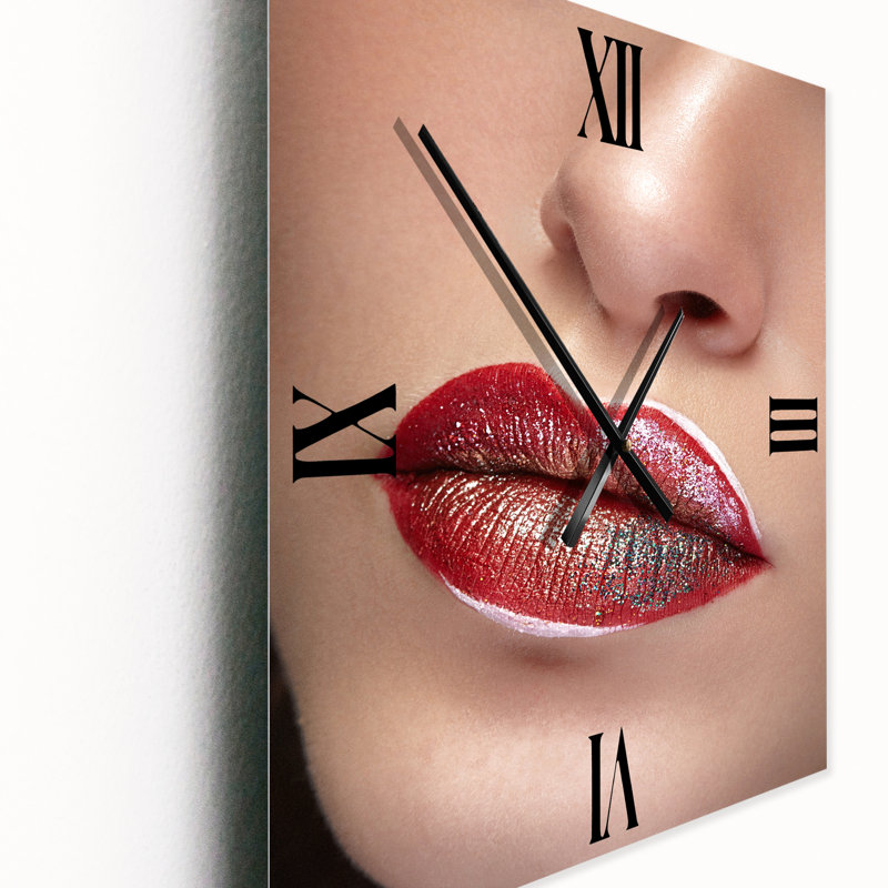 Horloge murale, Petit