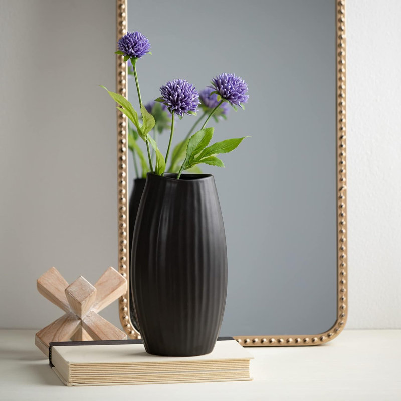 Antonett Ceramic / Porcelain Table Vase, Black