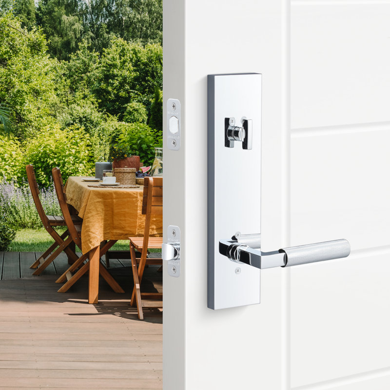 Levanto Sideplate Entry, Knurled Grip, Polished Chrome