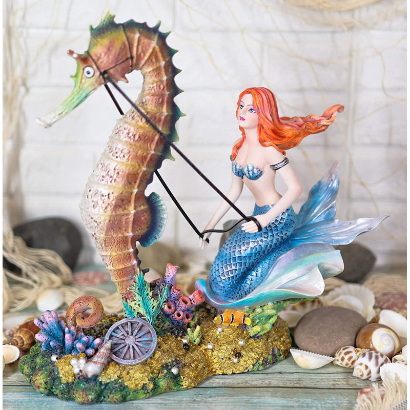 Reginald Figurines & Sculptures