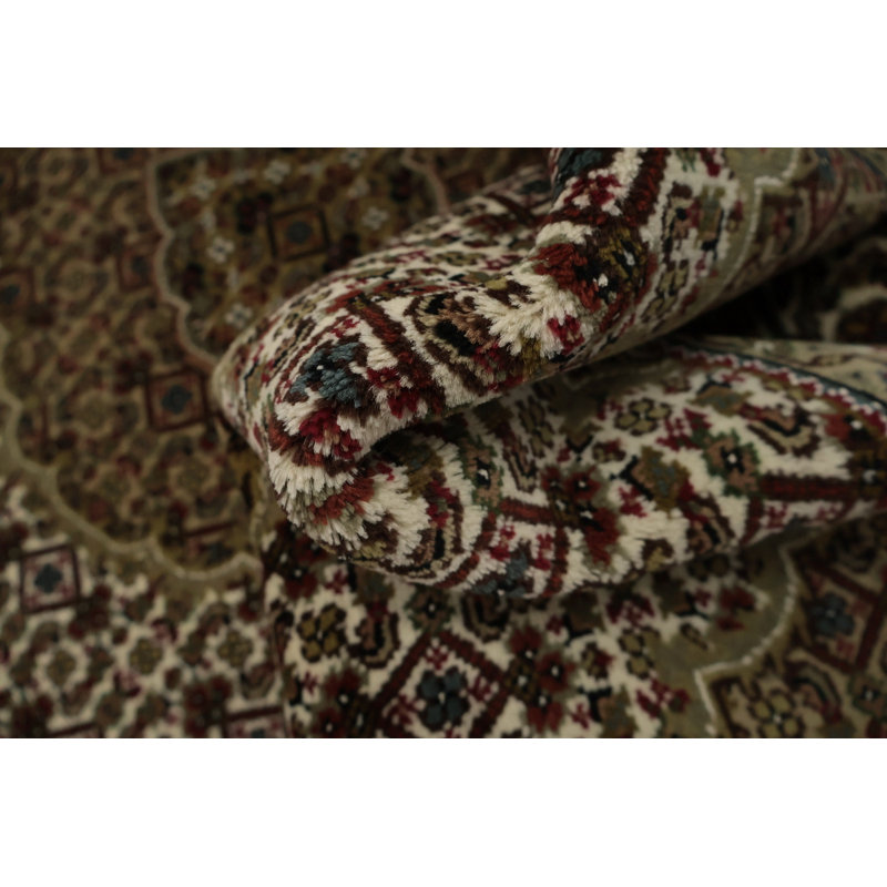 Tapis traditionnel fabriqué à la main 4 x 6 avec centre de table médaillon orné