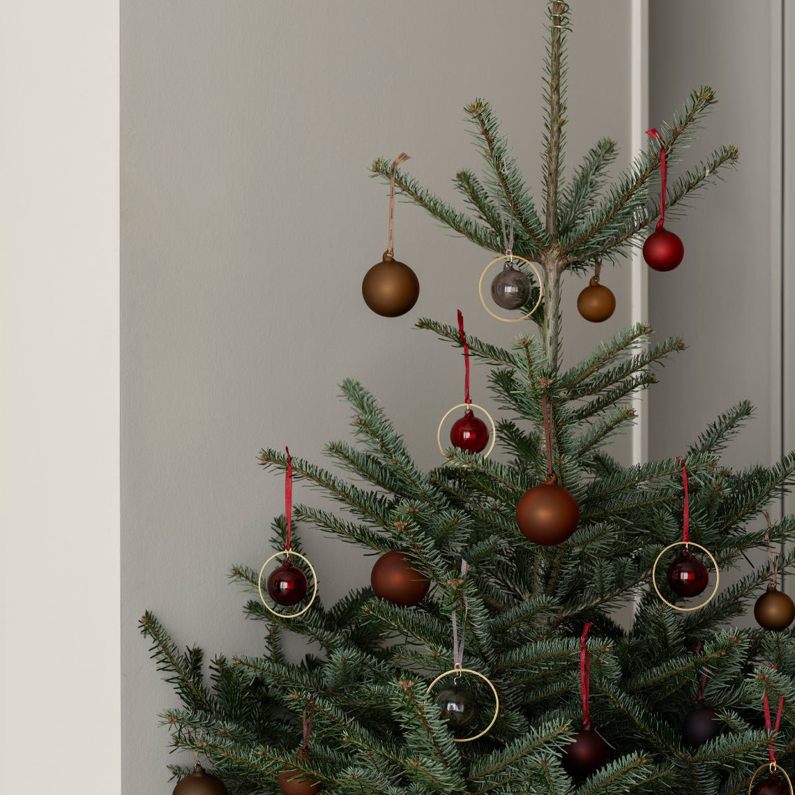 JUHLA 3" Glass Bauble, Brown