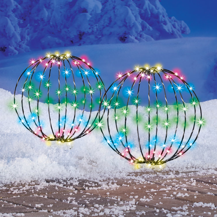 The Holiday Aisle® Metal Sphere Lighted Display - Wayfair Canada