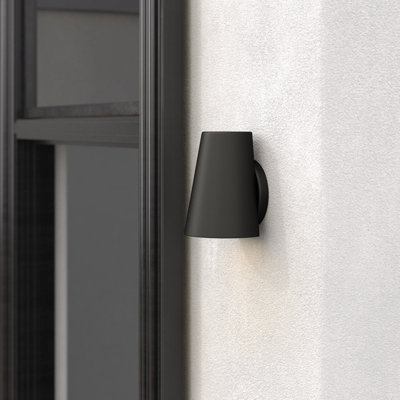 Summerhill Aluminum LED Wall Light