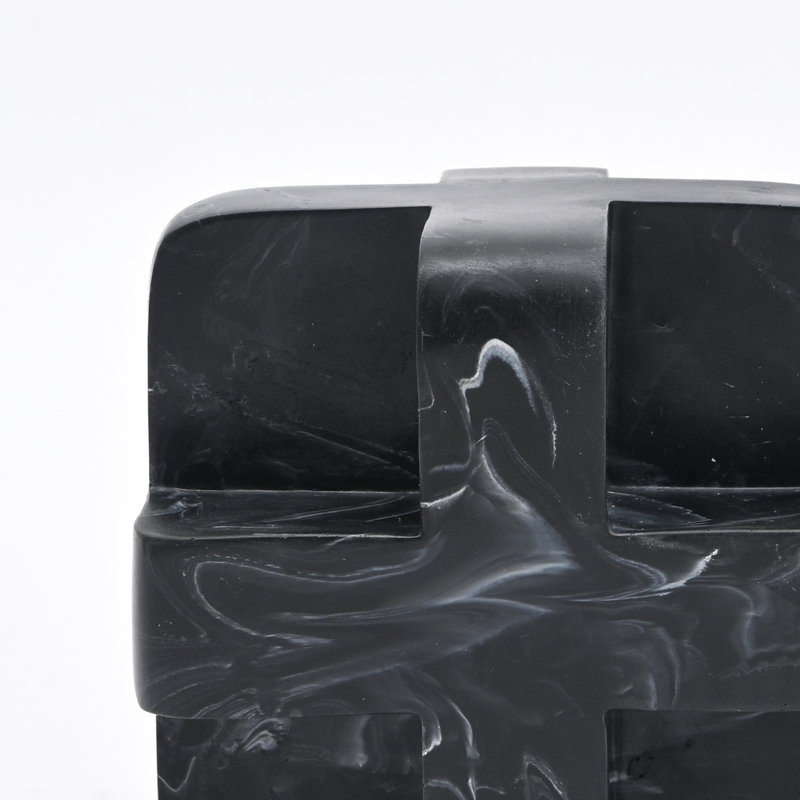 Abstract Cubist Décor Object – Black Matte Resin Geometric Sculpture (15 cm) 