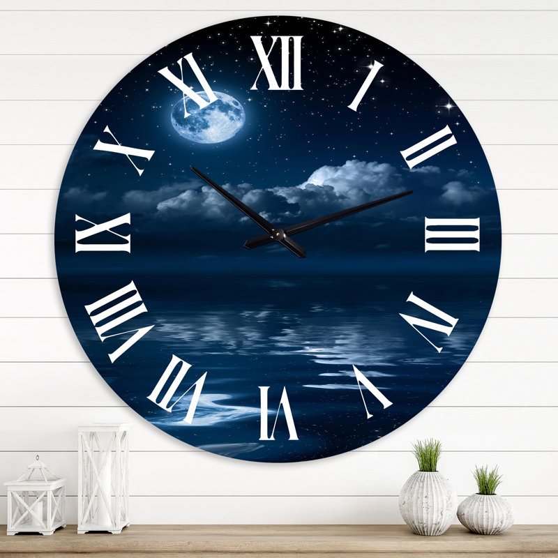 Pleine lune dans le ciel nocturne nuageux I - Horloge murale nautique et côtière, Surdimensionné