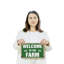Enseigne en plastique 13 po x 20 po Welcome To The Farm Street