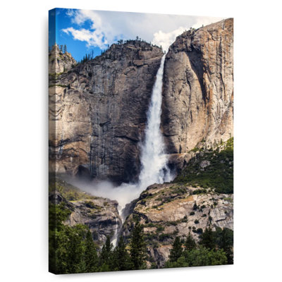 Alvord Iconic Yosemite Falls