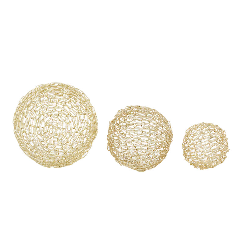 Cosmoliving By Cosmopolitan 3-Piece Gold Metal Sculpture