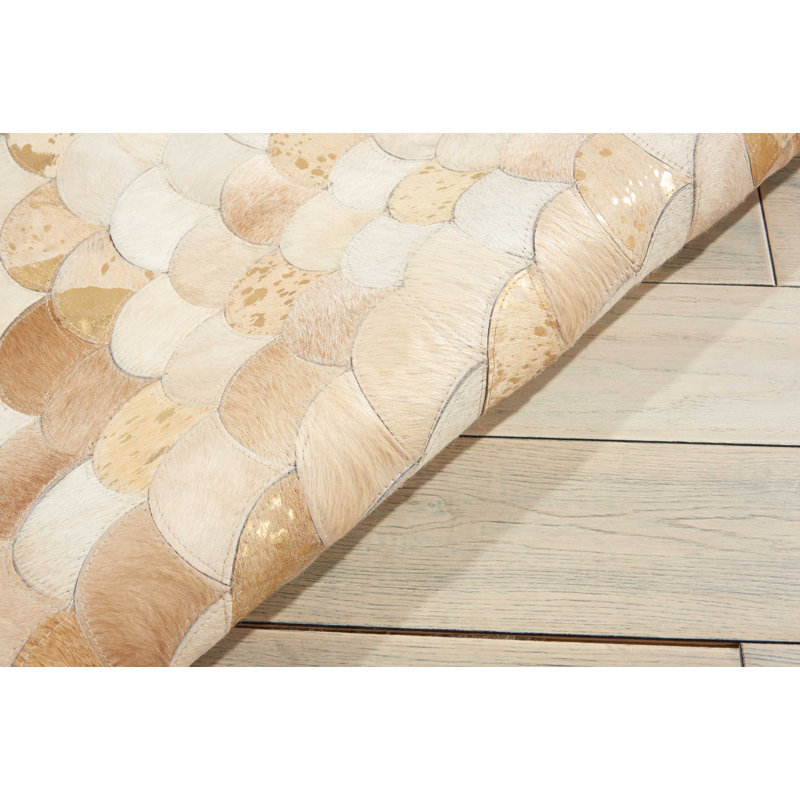 Montecello Cowhide Geometric Indoor Rug