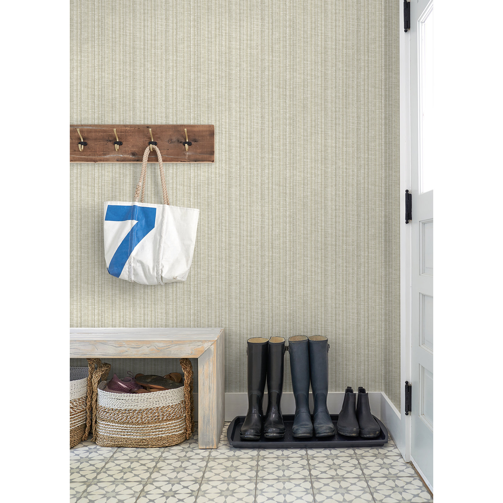 Cavill 33' L x 20.5" W Wallpaper Roll, Beige