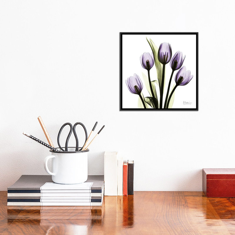 «Tulips Imagine», impression sur toile, H 18 po x l 18 po x P 1,5 po, Toile avec cadre noir, Pas de tapis