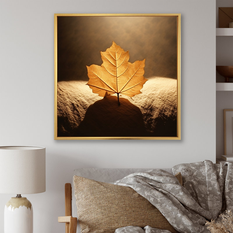 Feuille de bronze dévoilée sur toile, Cadre flottant doré, H 24 po x l 24 po x P 1 po