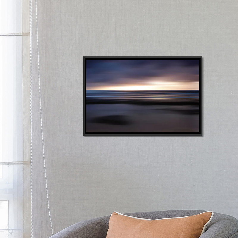 «Northern Lights», impression sur toile, H 24 po x l 32 po x P 1 po, Toile encadrée noire, Blanc