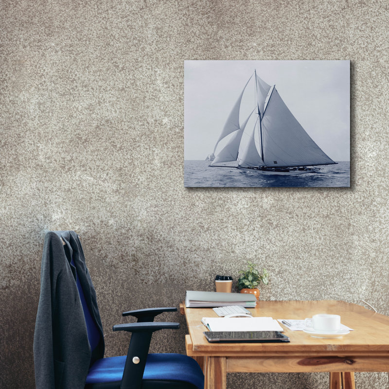 «Indigo Yacht 2» par Stellar Design Studio, H 26 po x l 34 po x P 1,5 po
