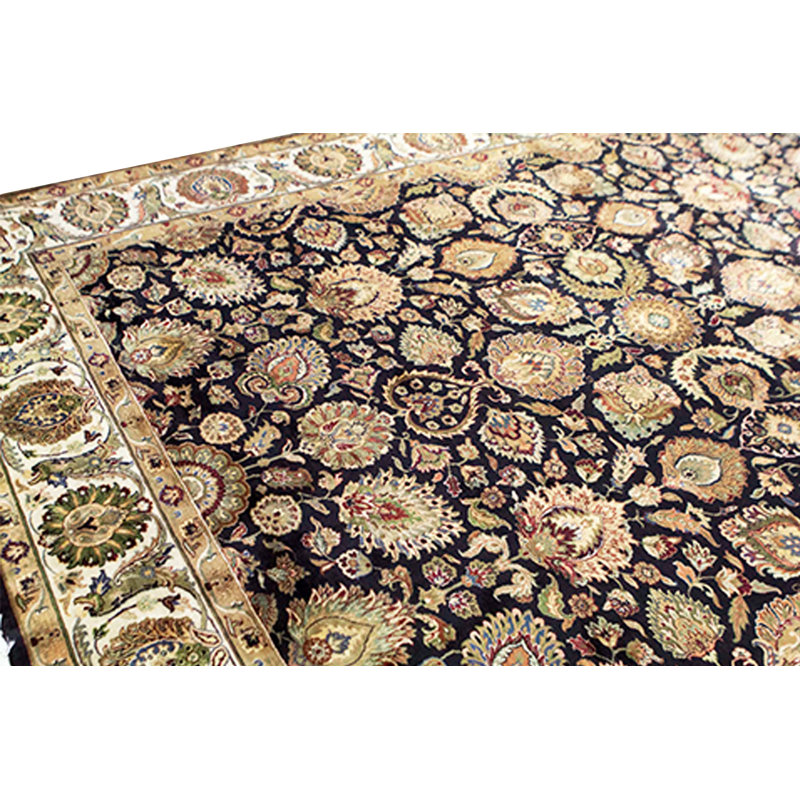 Hand Knotted Wool Oriental Area Rug