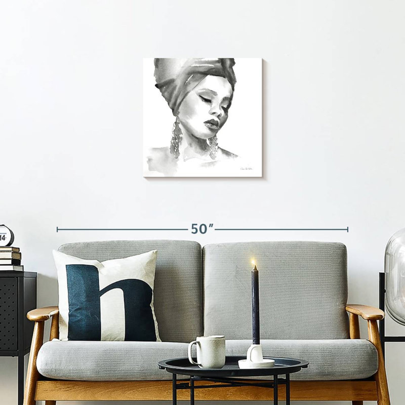 Femme en noir et blanc, H 20 po x l 20 po