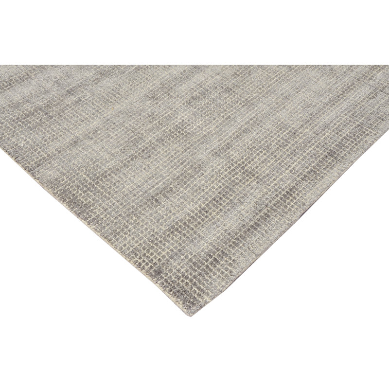 Floral Area Rug in Gray/White, Rectangle 8' x 10'