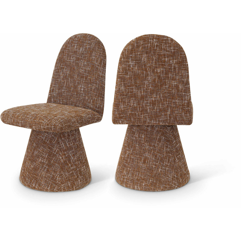 Chaise rembourrée Dunia, Tissu de polyester cognac