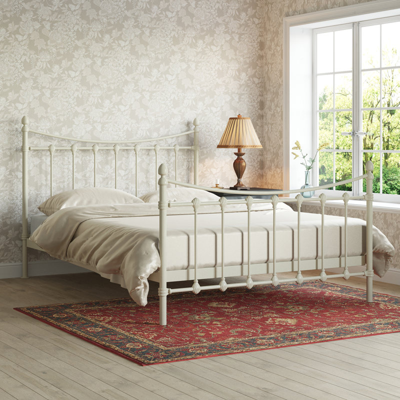 Wales Metal Bed, Ivory, Small Double (4')