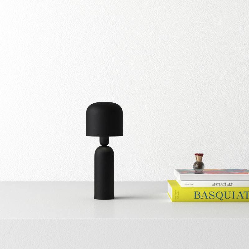 Odie Metal Table Lamp, Black