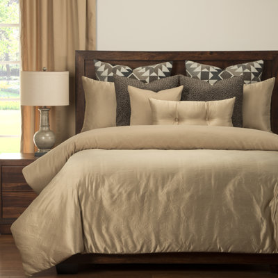 Gateway Traditional Duvet Cover & Insert