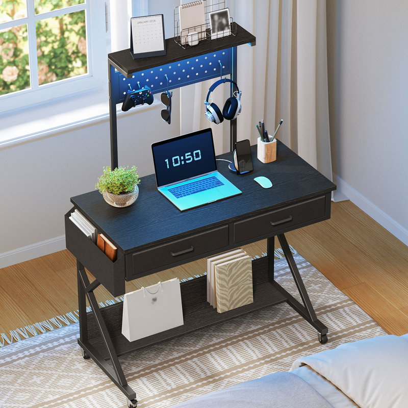 Table de bureau à roulettes 39,4 "pour bureau d'ordinateur de style industriel avec multiprise et lumières DEL, Noir