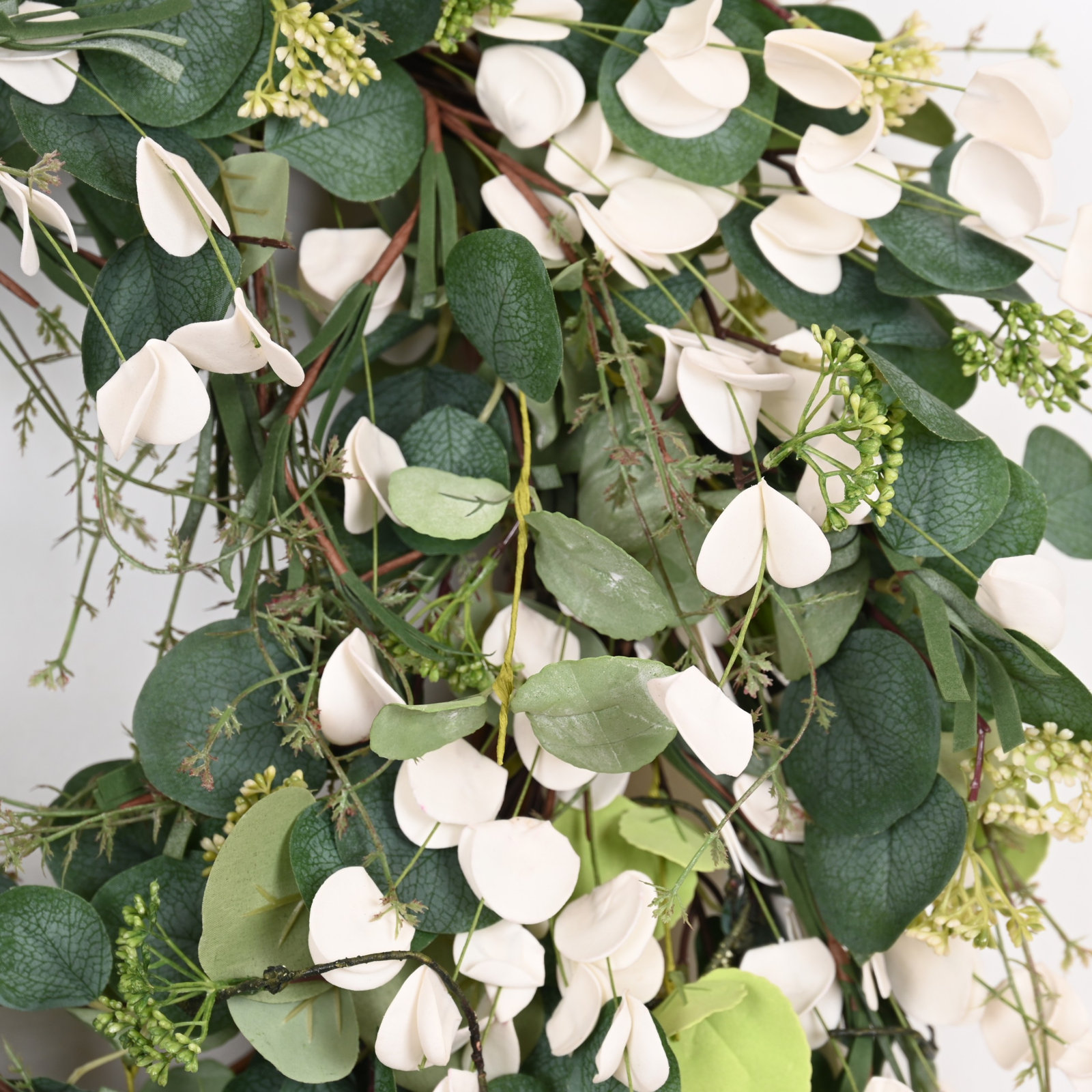 24" Handcrafted Eucalyptus Berry No Holiday Wreath