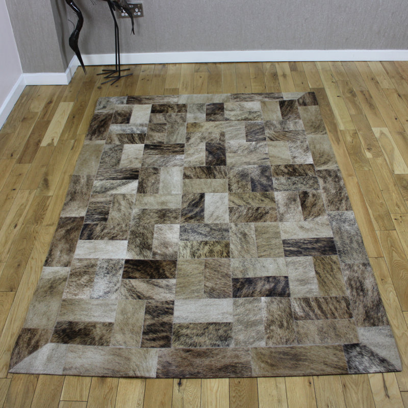 Patchwork D268BAD6530A47DE85709B02C9DF6CE2 Cowhide Rug