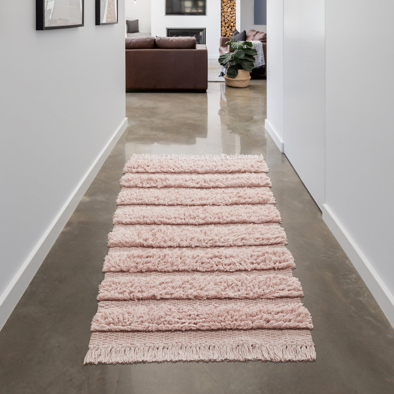 Tapis de couloir à franges en coton 24 po x 60 po Savannah, Rose