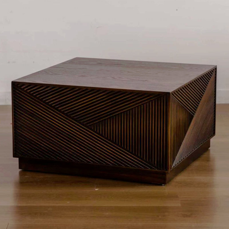 Combinaison de couleurs carrée pour salon moderne avec table basse car elle n'a pas besoin d'être assemblée pour le salon