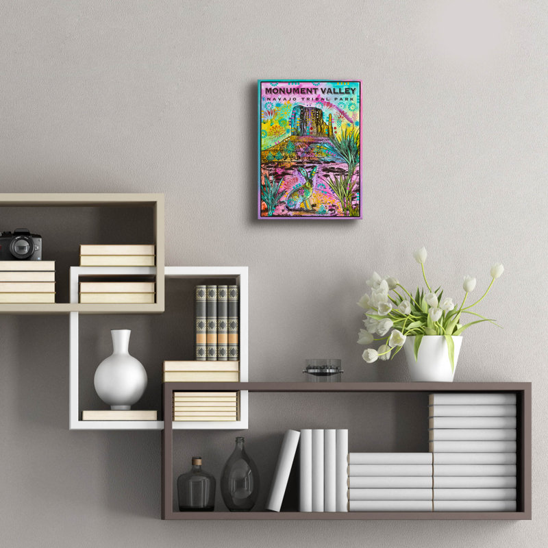 Art mural en verre «Np Monument Valley» par Dean Russo, H 16 po x l 12 po x P 0,13 po