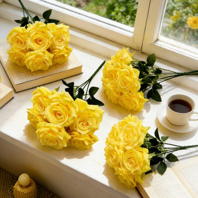 Ensemble de bouquet de roses artificielles - 4 tiges de véritables roses en soie avec 7 têtes de fleurs, pour la Saint-Valentin, la fête des Mères, le mariage, la maison et la fête