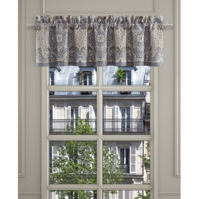 Cantonnière sur mesure l 88 po Leonard