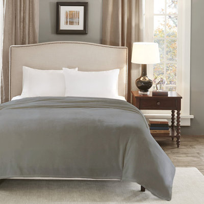Brierly Weighted Heated Throw Blanket