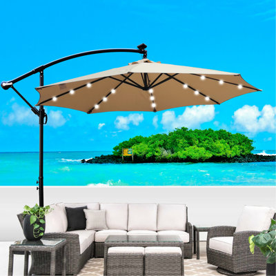Parasol d'extérieur brun clair 10 pi avec énergie solaire - Weather, 8 nervures, manivelle et base transversale stable pour patio, jardin, lumières de patio de piscine anti-rayures, terrasse de jardin