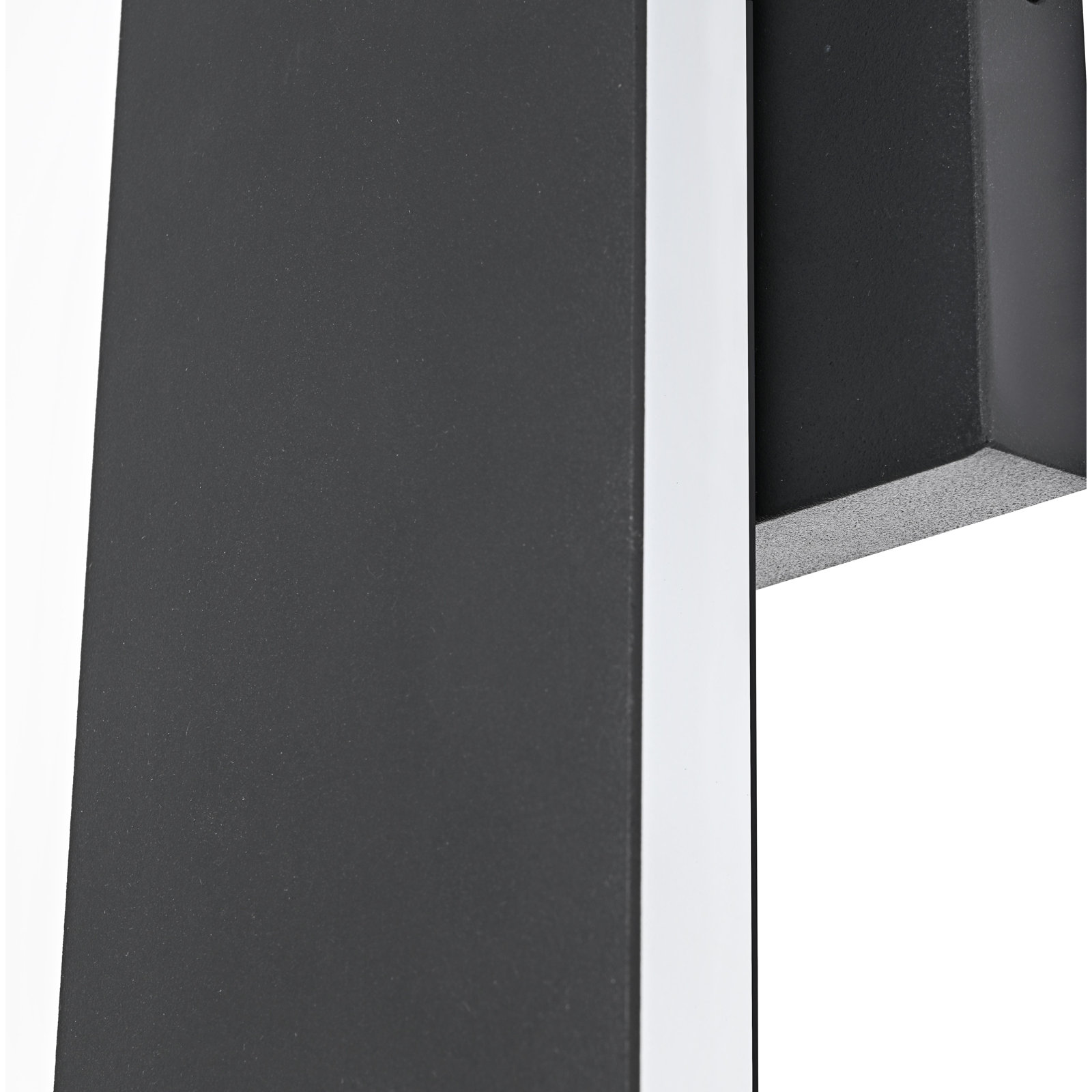 Outdoor Sconce, 18" H x 4.5" W x 2.5" D