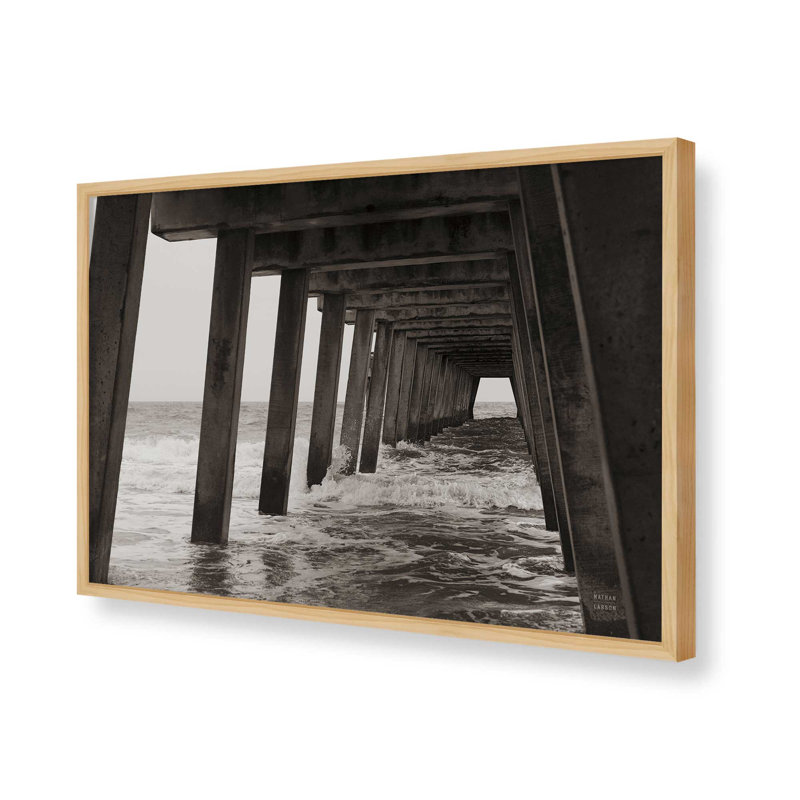 «Pier Angles I» par Nathan Larson, reproduction d'art, Brun clair, H 12 po x l 18 po