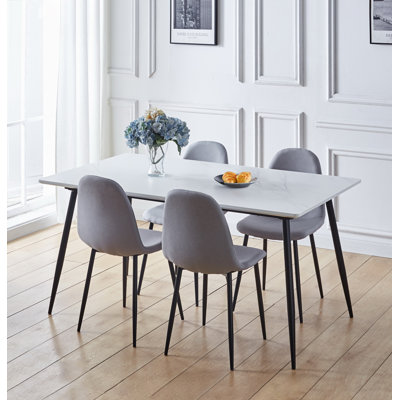 Mose 4 - Person Dining Set