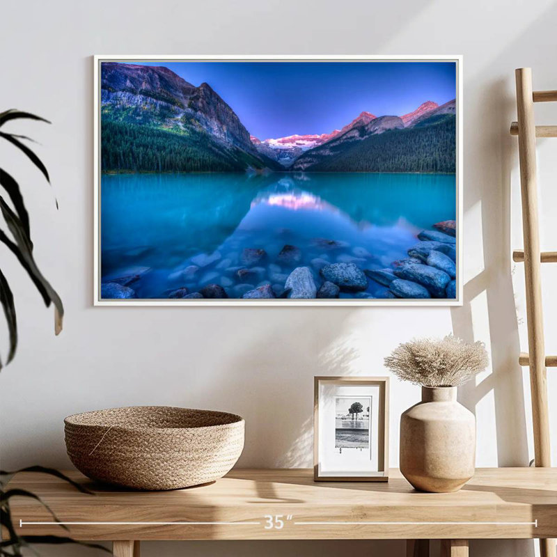 Lever de soleil magique de Lake Louise, Cadre flottant blanc, 25 po x 17 po