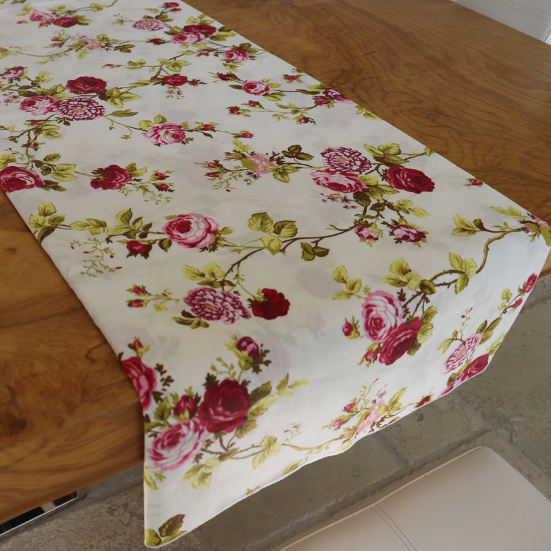 Vintage Floral Large Roses Print Table Runner, 12" x 60"