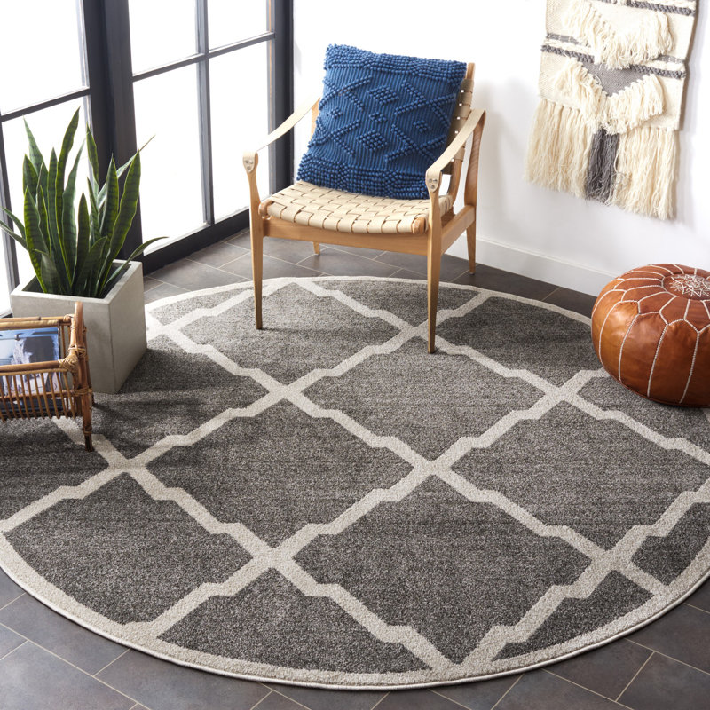 Ammundsen Geometric Dark Gray/Beige Indoor / Outdoor Area Rug, Round 7'