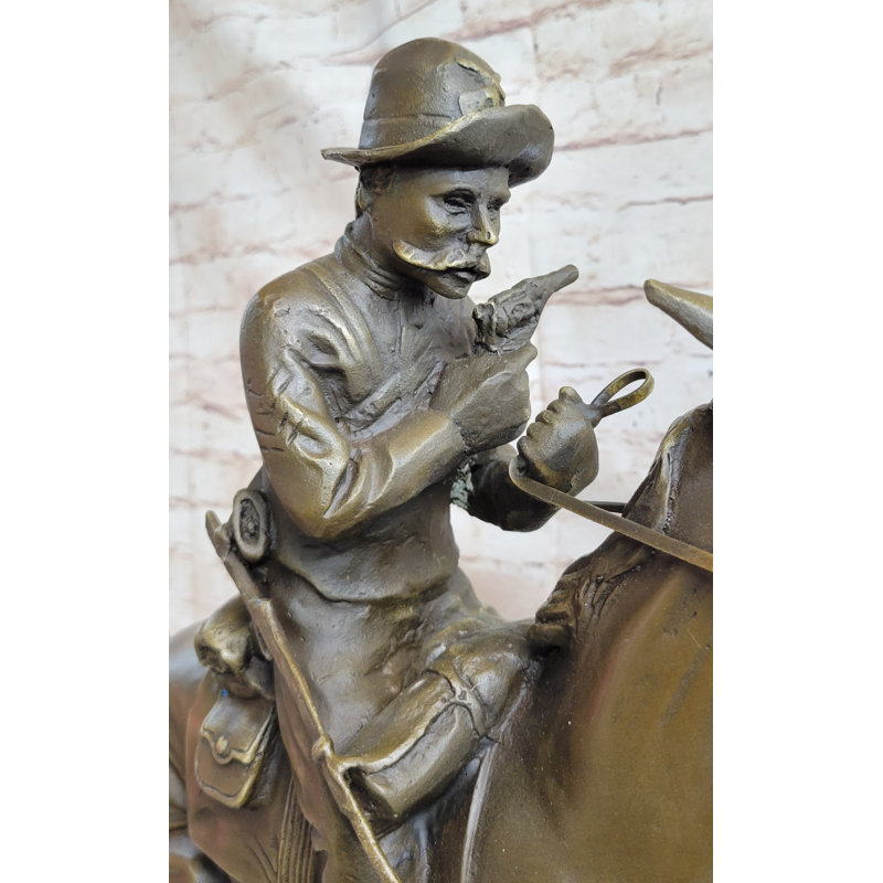 Figurines et sculptures